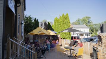 featured image of 140 Barto Rd #1