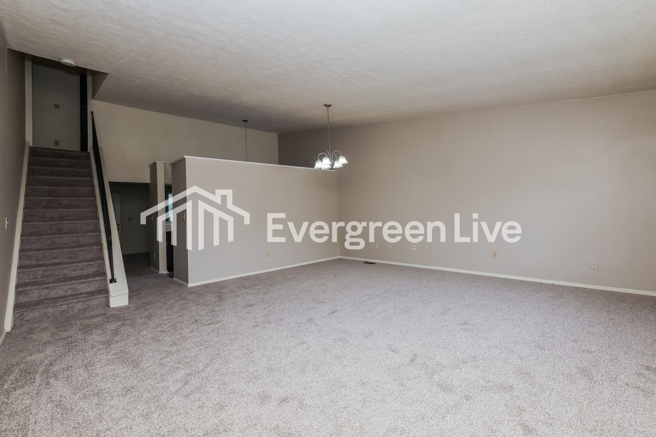 8356 Indian Mound Dr - Photo 3 of 15
