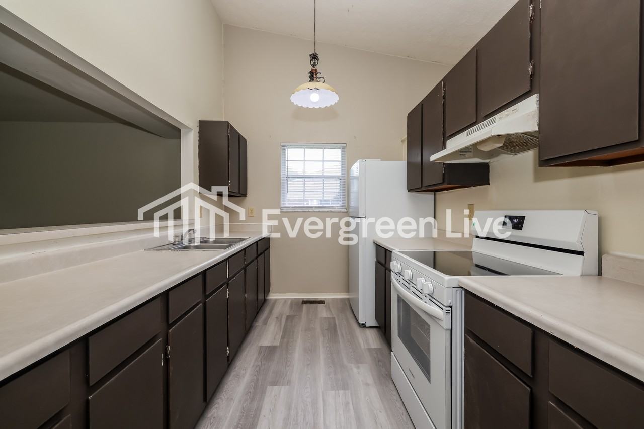 8356 Indian Mound Dr - Photo 6 of 15