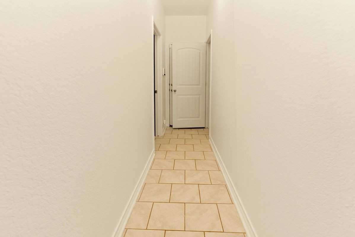 536 Saltlick Way - Photo 3 of 36