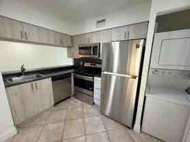 1025 Coral Club Dr - Photo 1 of 1