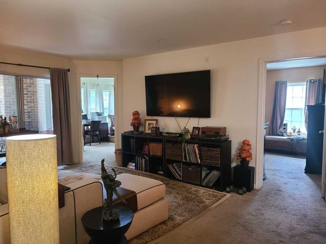 6602 Lake Park Dr ##T2 - Photo 3 of 13