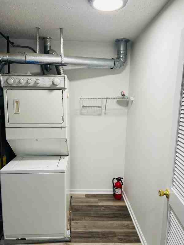 41 Prestwick Way - Photo 5 of 17