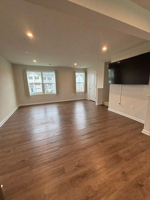 62 Rose Glen Ct - Photo 3 of 5