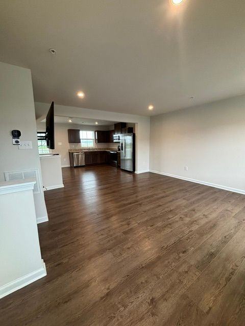 62 Rose Glen Ct - Photo 4 of 5