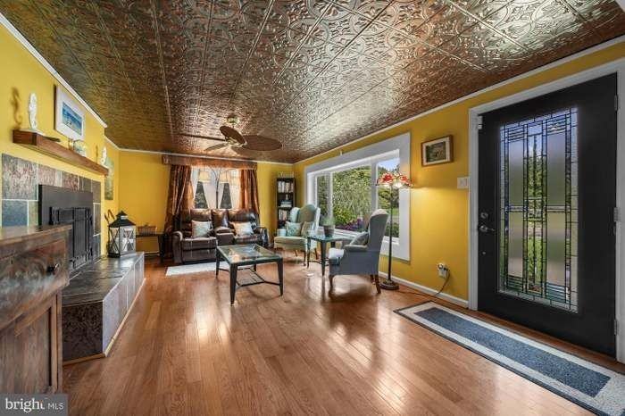 1256 Gibbsboro Rd - Photo 6 of 14