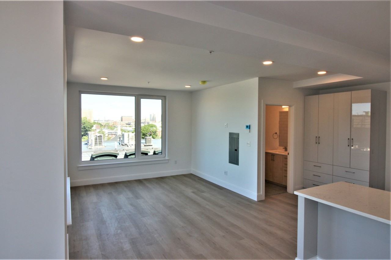 Newcomb St #601 - Photo 7 of 13
