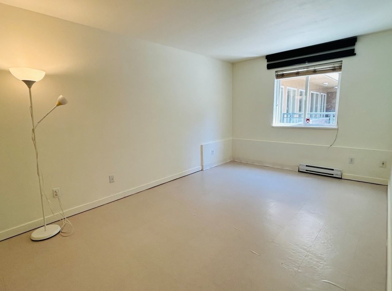 335 Carnarvon Street #2nd Floor - Photo 7 of 11