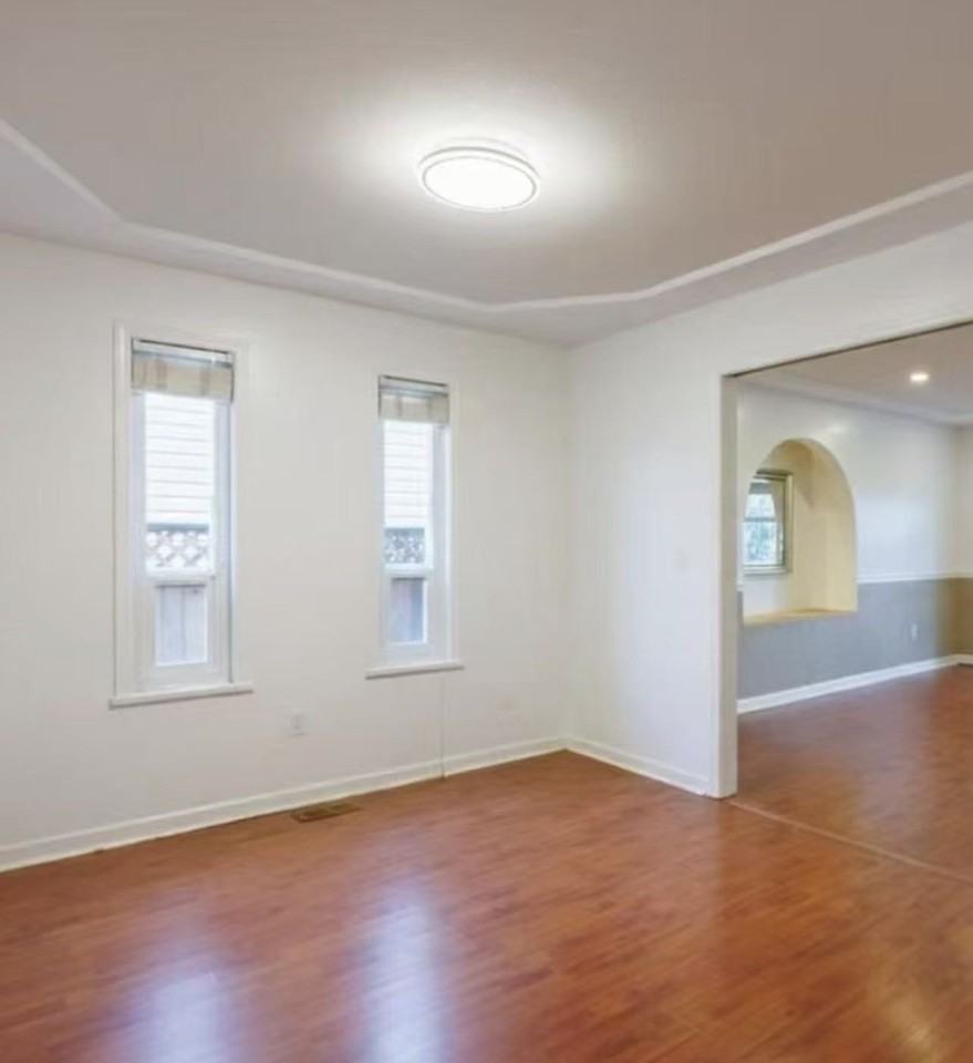 10300 167 Street - Photo 6 of 14
