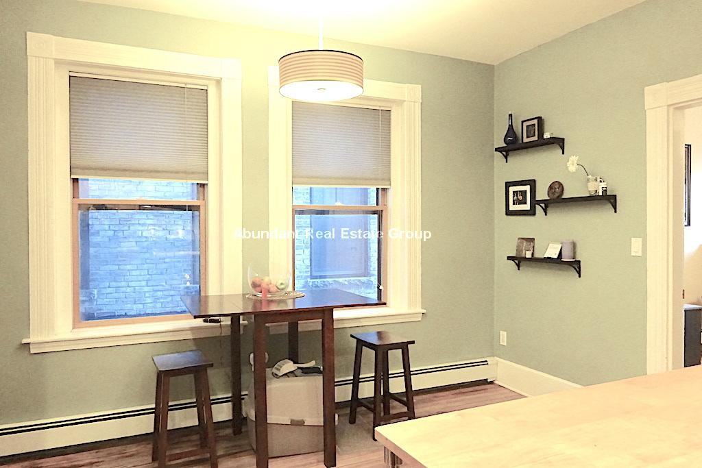 1228 Cambridge St #1 - Photo 4 of 18