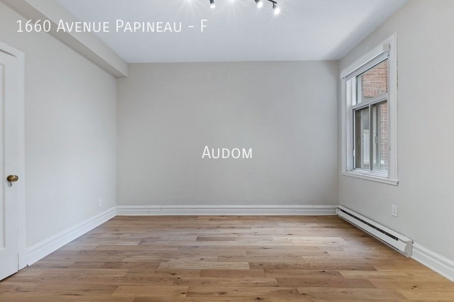 Papineau - Photo 7 of 23