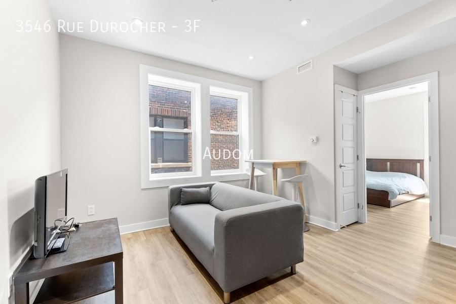 3546 Durcoher - Photo 2 of 13