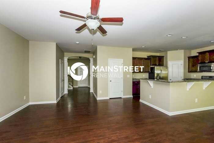 309 Augustus Ln - Photo 2 of 15