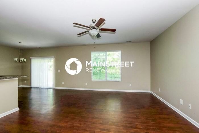 309 Augustus Ln - Photo 4 of 15