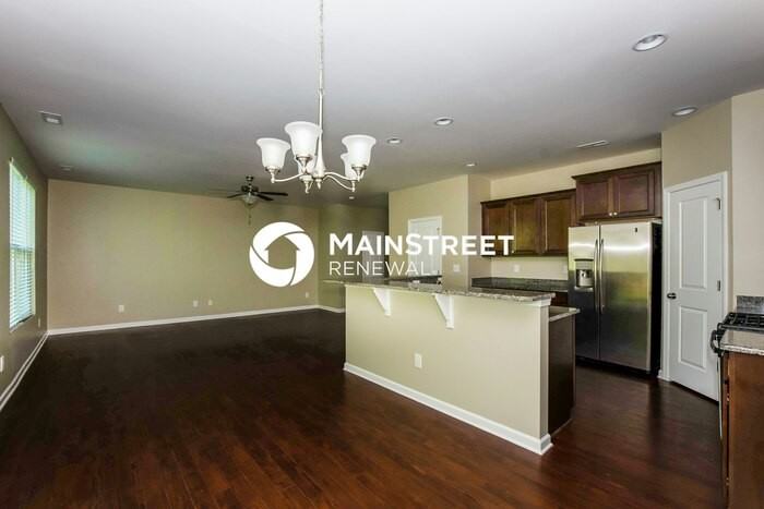 309 Augustus Ln - Photo 5 of 15