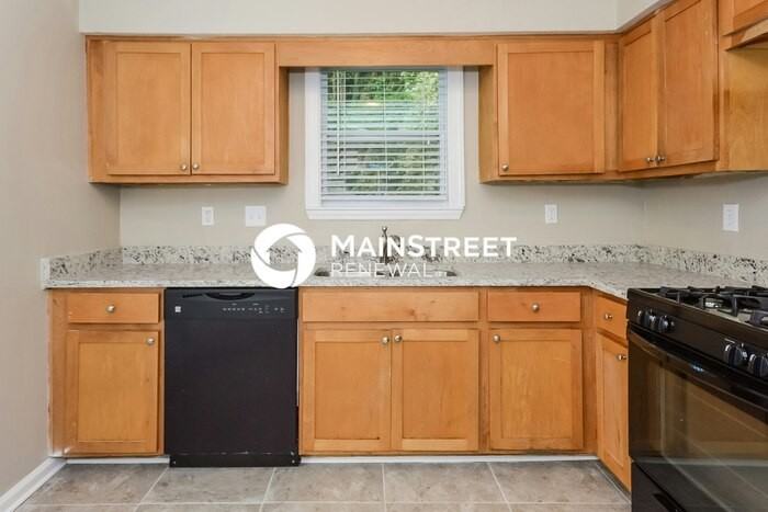 1478 Carriage Ln - Photo 6 of 15