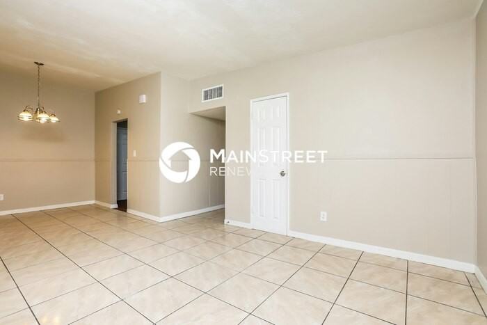 6234 Balboa Dr - Photo 4 of 16