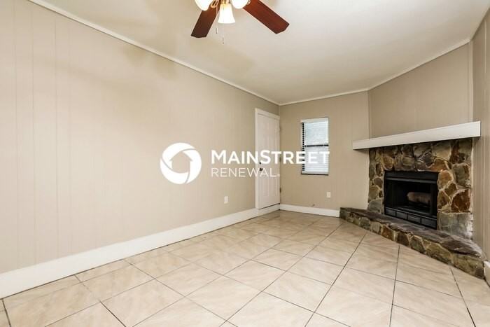 6234 Balboa Dr - Photo 4 of 16