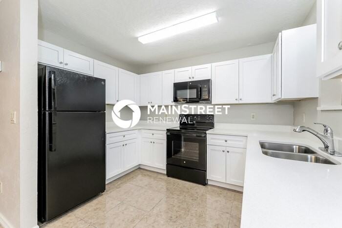 240 Grifford Dr - Photo 6 of 16