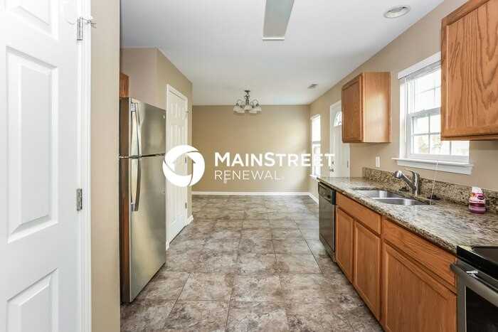 1486 Kindred Cir Nw - Photo 7 of 16