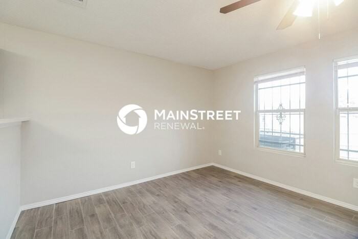 735 Panola Dr - Photo 5 of 16