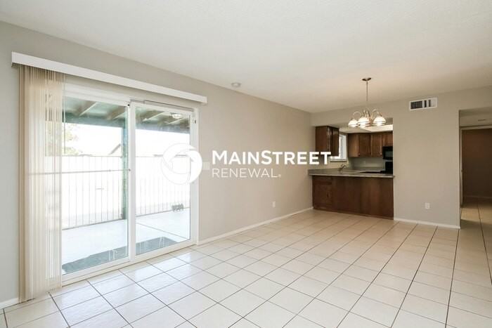 650 W 22nd Ave - Photo 5 of 16