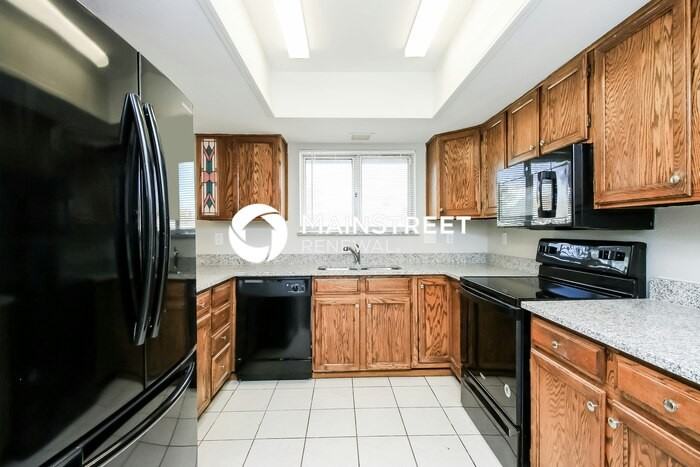 650 W 22nd Ave - Photo 7 of 16