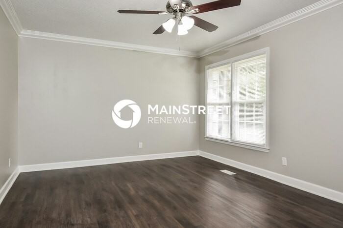 1006 Sumner Ct - Photo 5 of 17