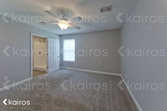 146 Wexford Way - Photo 4 of 17