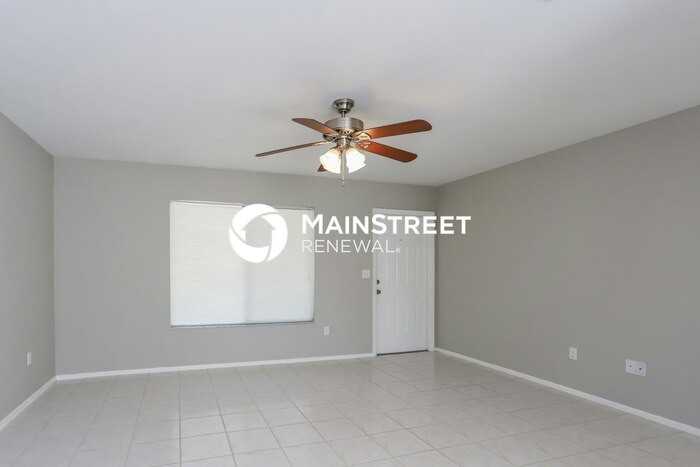 4691 Mckibben Dr - Photo 3 of 16