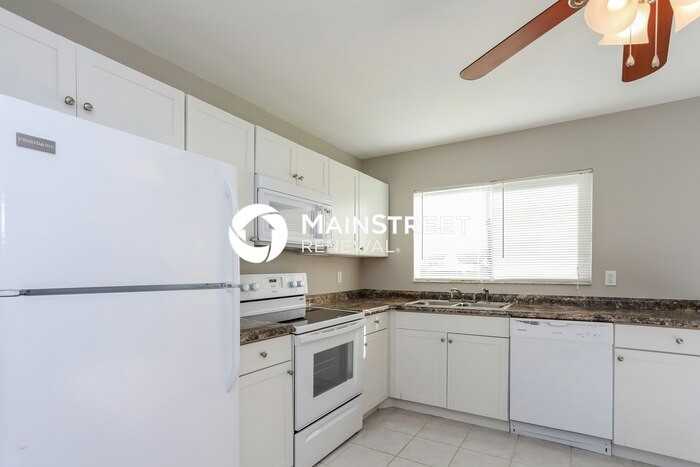 4691 Mckibben Dr - Photo 6 of 16