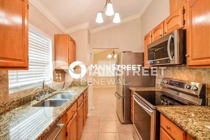 326 Oceanside Ct - Photo 7 of 16
