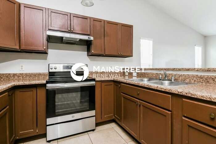 9304 Daney St - Photo 6 of 11