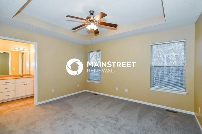 1602 Nw Hilltop Ln - Photo 7 of 15