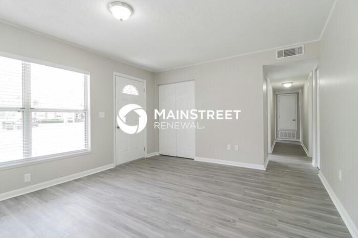 308 Adrienne Dr - Photo 7 of 17