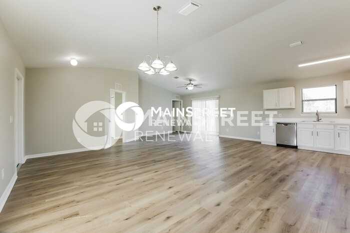 2806 58th St W - Photo 5 of 16