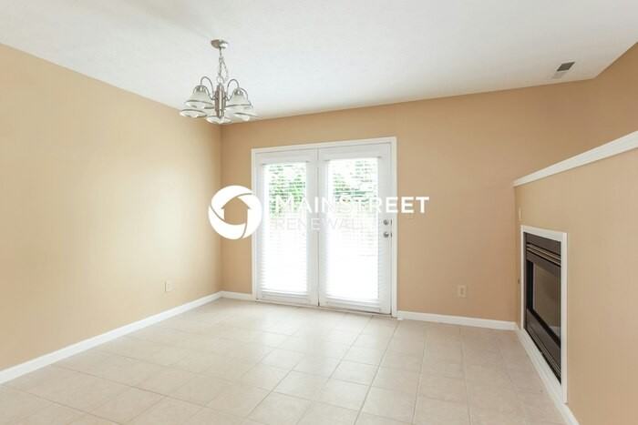 5061 Lewiston Dr - Photo 5 of 17