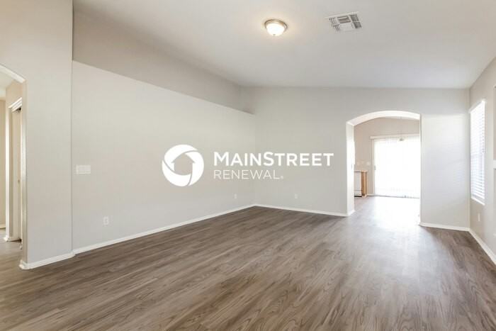 15368 W Gelding Dr - Photo 4 of 16
