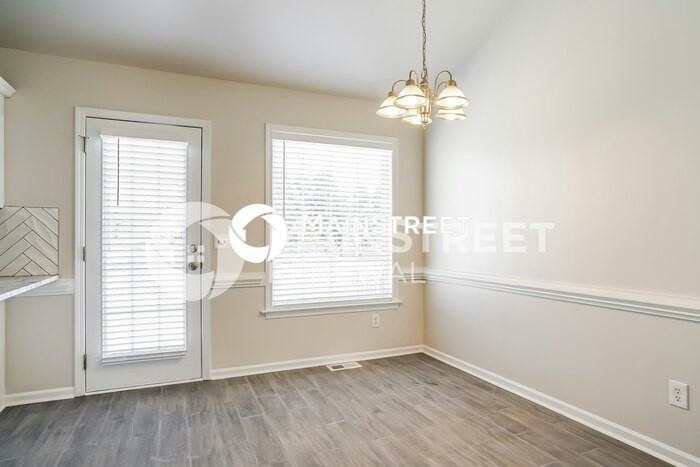 398 Water Oak Dr - Photo 6 of 16