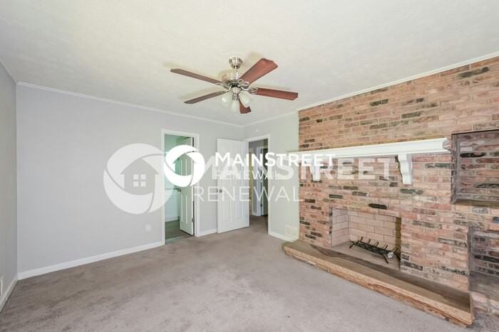 2855 Hickory Cir - Photo 5 of 17