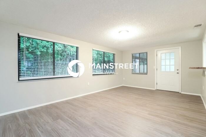 4621 Bowl St - Photo 6 of 16