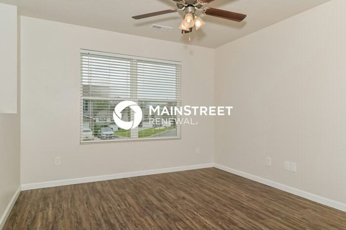 6018 Freebird Ln - Photo 3 of 17