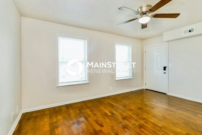 2724 Garland Ave #202 - Photo 6 of 16