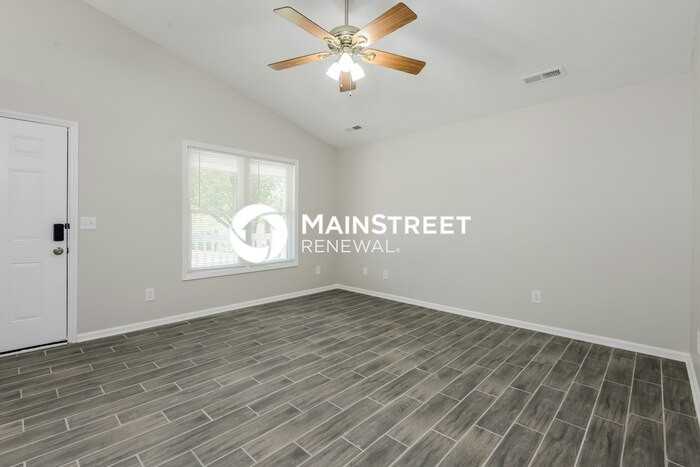 4148 Sunflower Cir - Photo 4 of 16