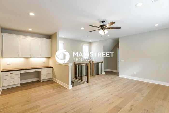 2306 White Ave - Photo 2 of 17