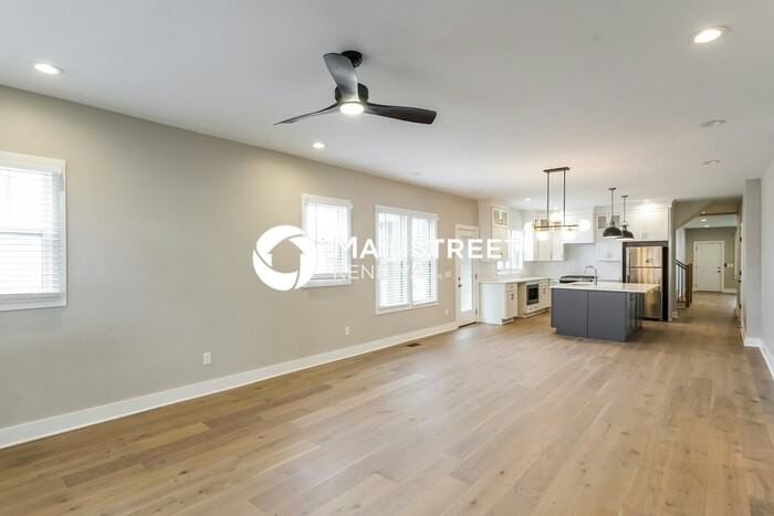 2306 White Ave - Photo 4 of 17