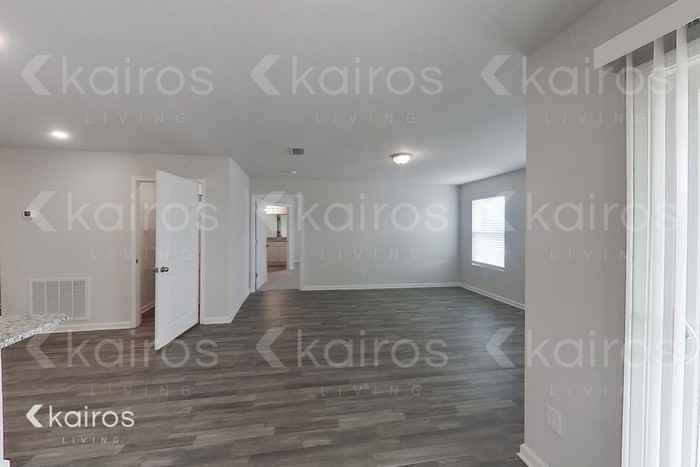 21624 Yosemite Blvd - Photo 6 of 28