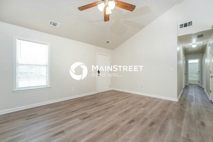40 Oak Hill Dr - Photo 4 of 19