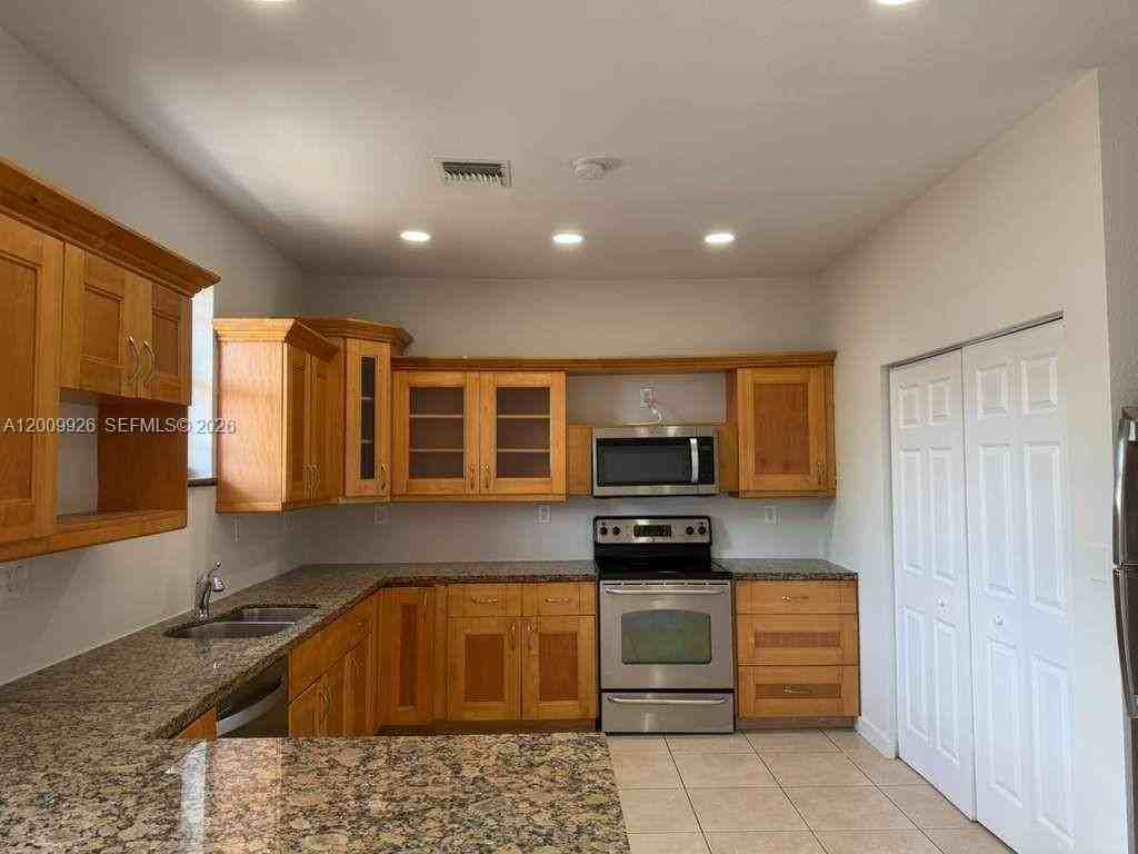 2209 Monroe Street #2 - Photo 3 of 14