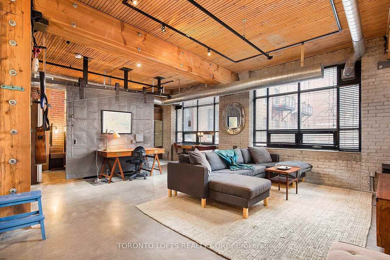 68 Broadview Avenue #201 - Photo 3 of 7